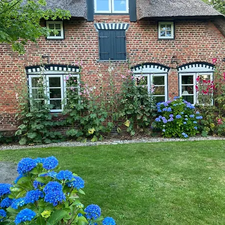 Ferienhaus Ruem Hart