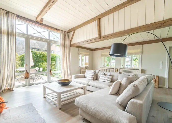 Ruem Hart بيت للعطل Alkersum